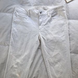 White Super Stretch American Eagle Jeans